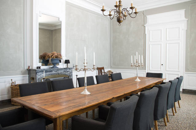 Dinning-room with 4m long table at Les Bardons